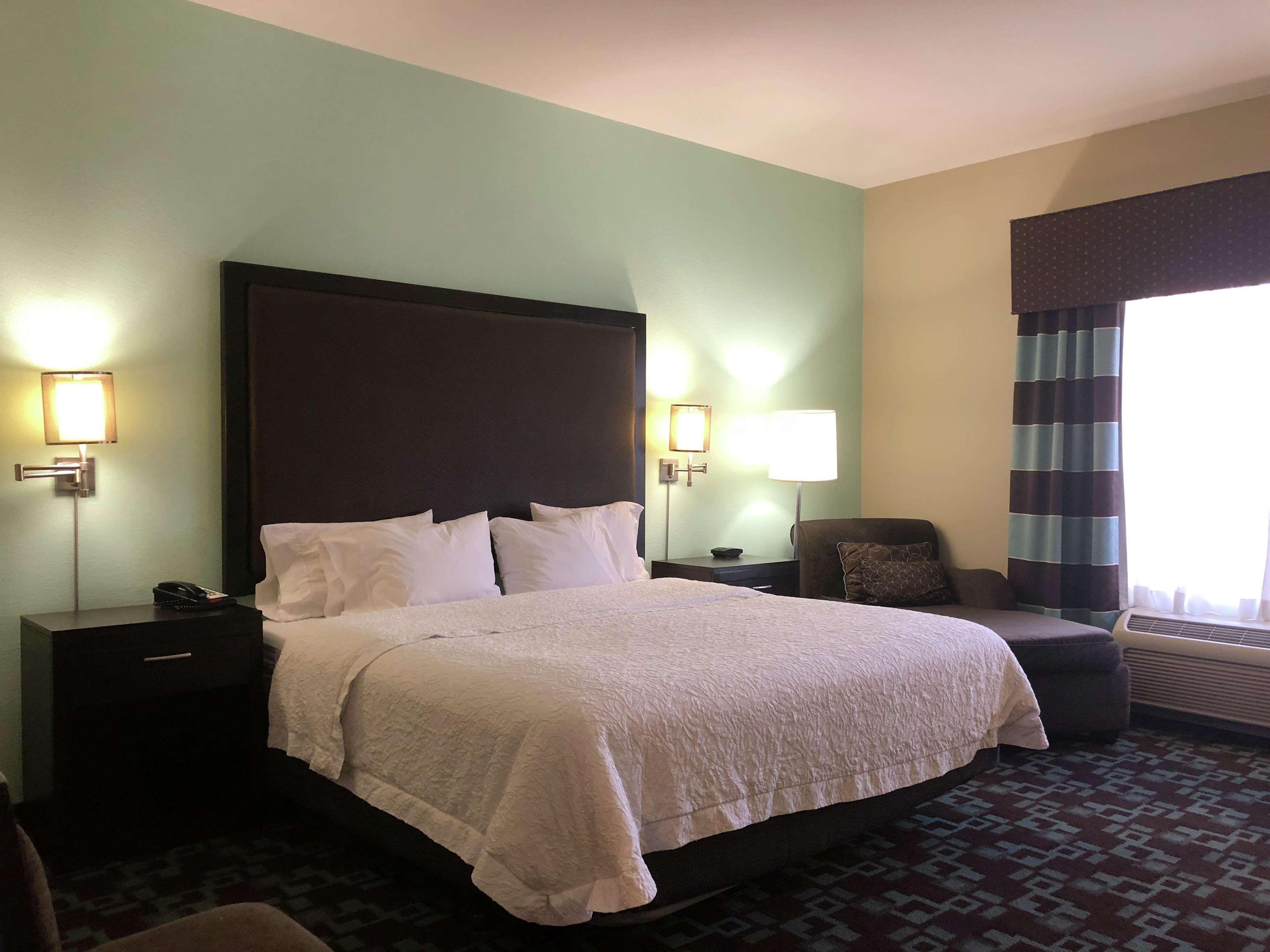 Hampton Inn & Suites Nashville At Opryland Buitenkant foto