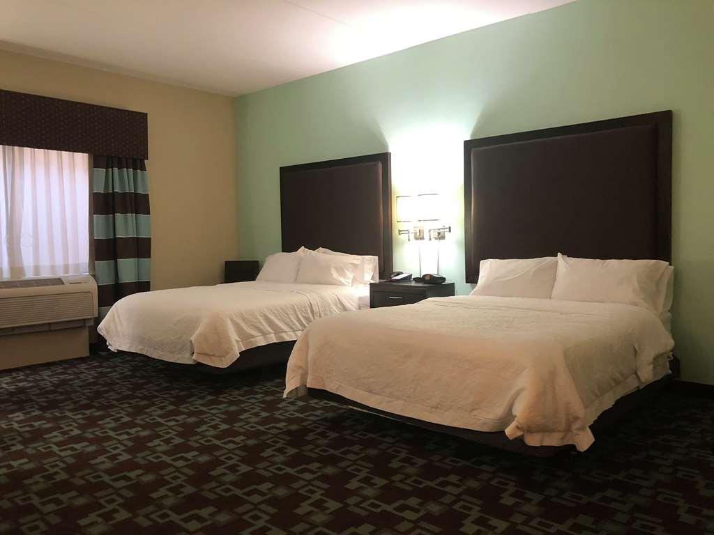 Hampton Inn & Suites Nashville At Opryland Kamer foto