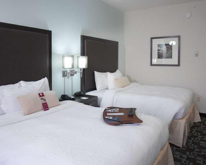 Hampton Inn & Suites Nashville At Opryland Kamer foto